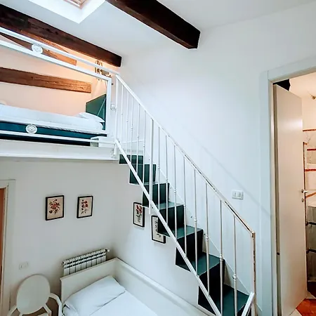 Borgo San Jacopo Deluxe By 360Rentals-3